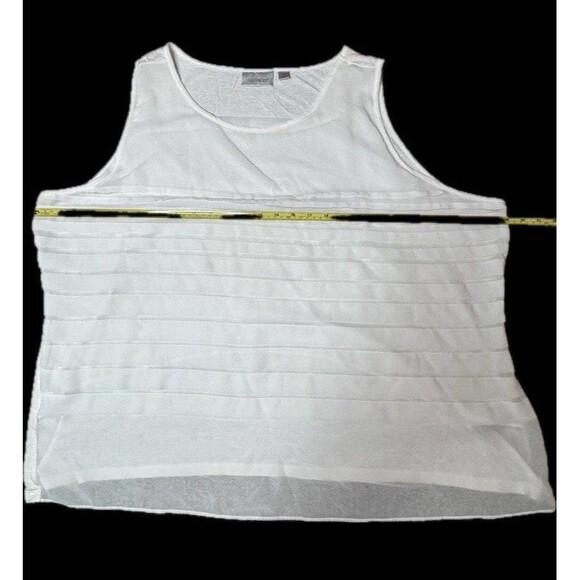 Avenue Sleeveless Pleated Top Bright Cream Plus Size 30/32 - Picture 4 of 10